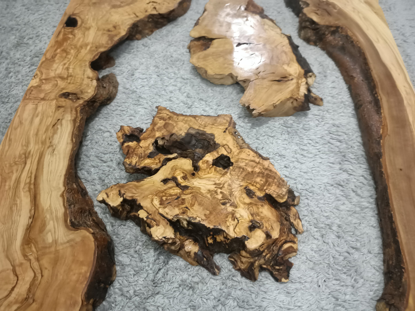 80cm - 100cm Olive River Epoxy Slab Set 4 pcs