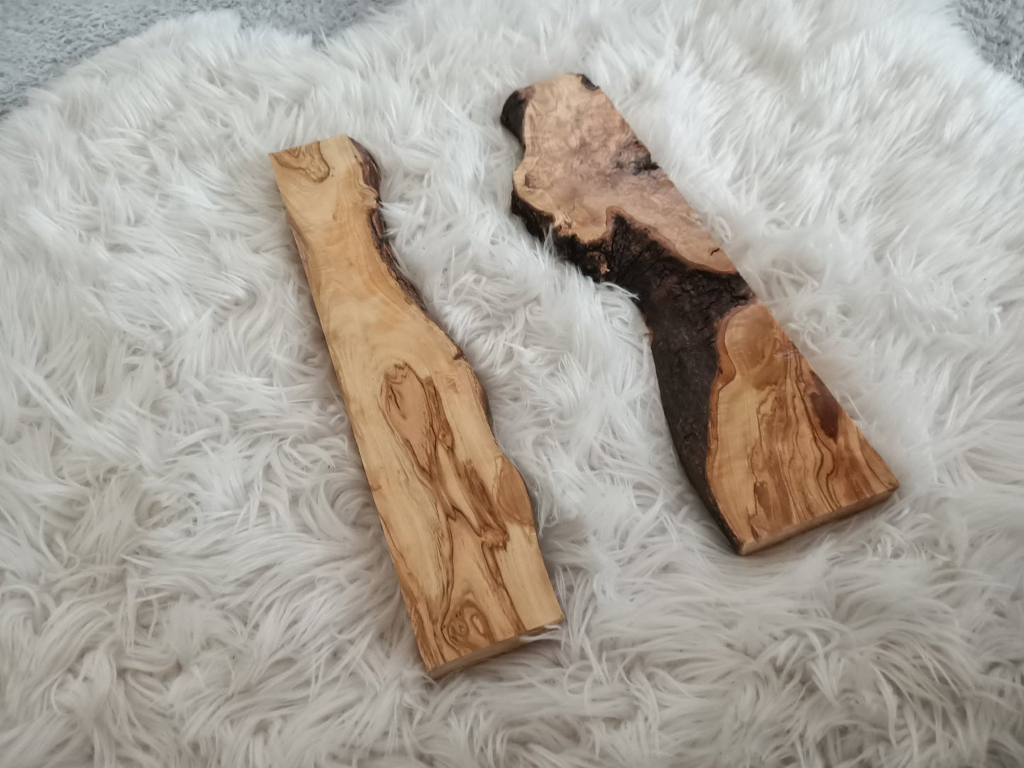 Varnished Olive Wood Slabs for Cutting Board 40cm