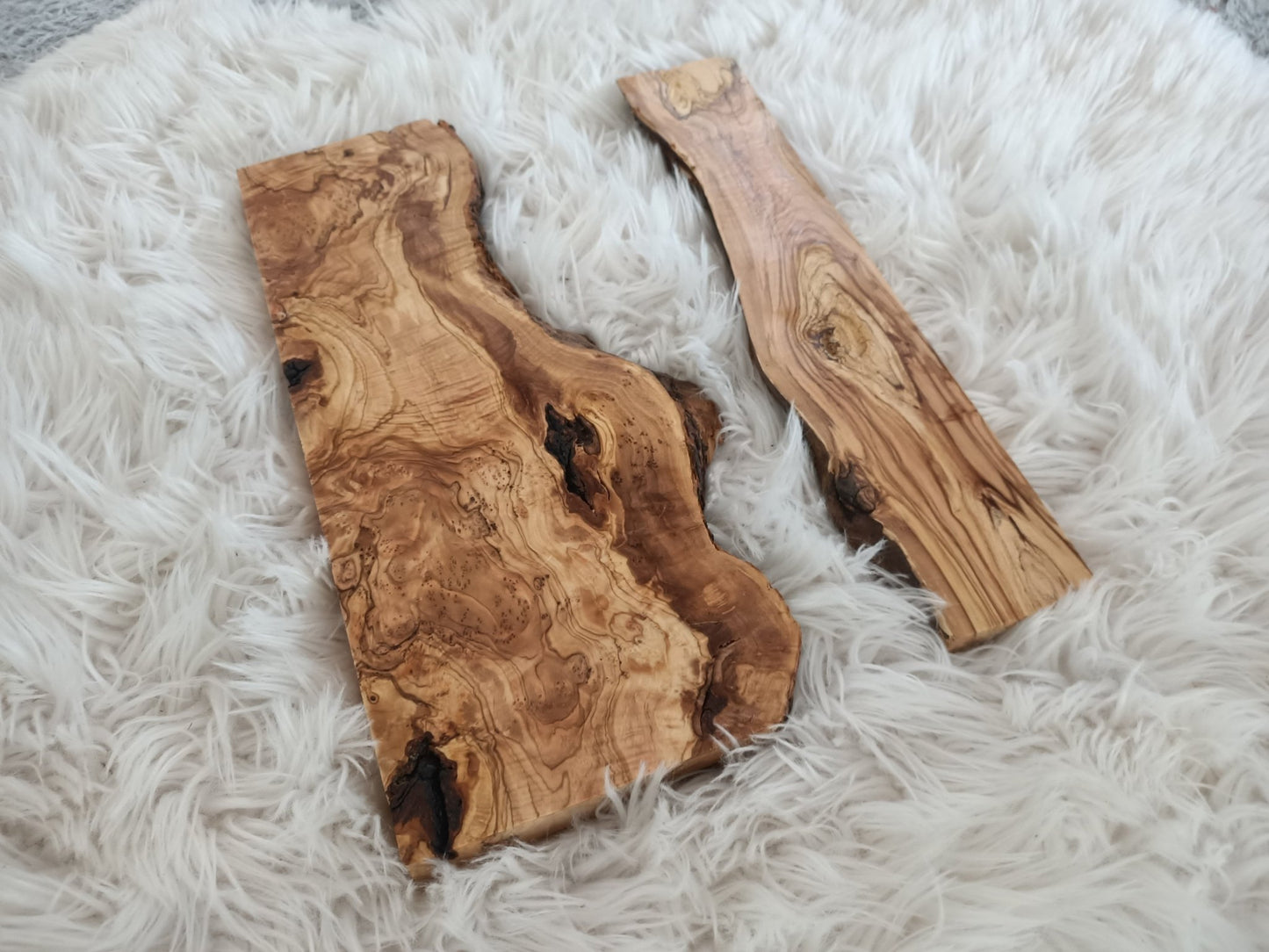 Varnished Olive Wood Slabs for Cutting Board 40cm
