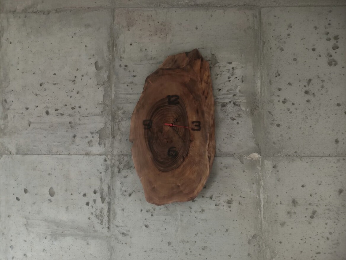 Live Edge Walnut Wall Clock 30cm-40cm-50cm