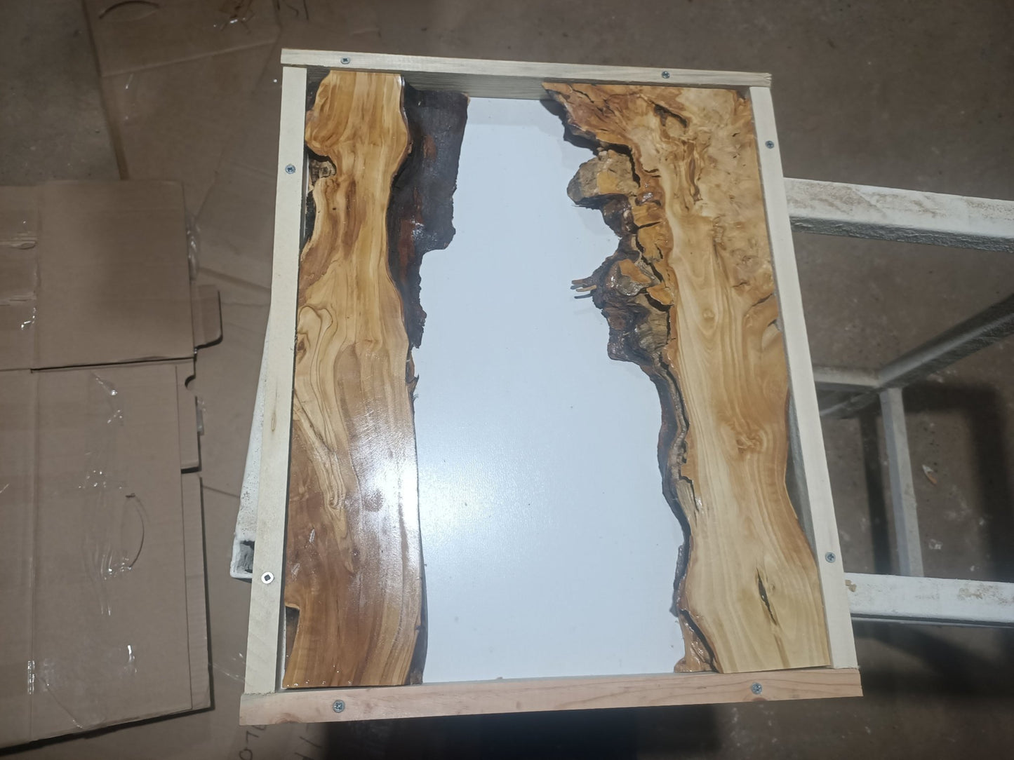 Varnished Olive Wood Slabs for Cutting Board 40cm
