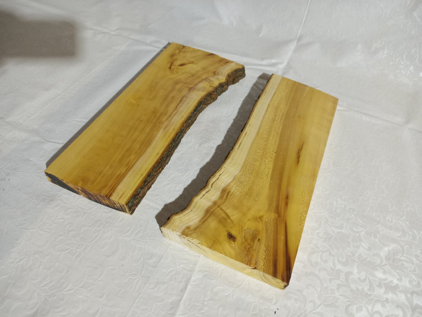 Varnished Mulberry Slab 16"