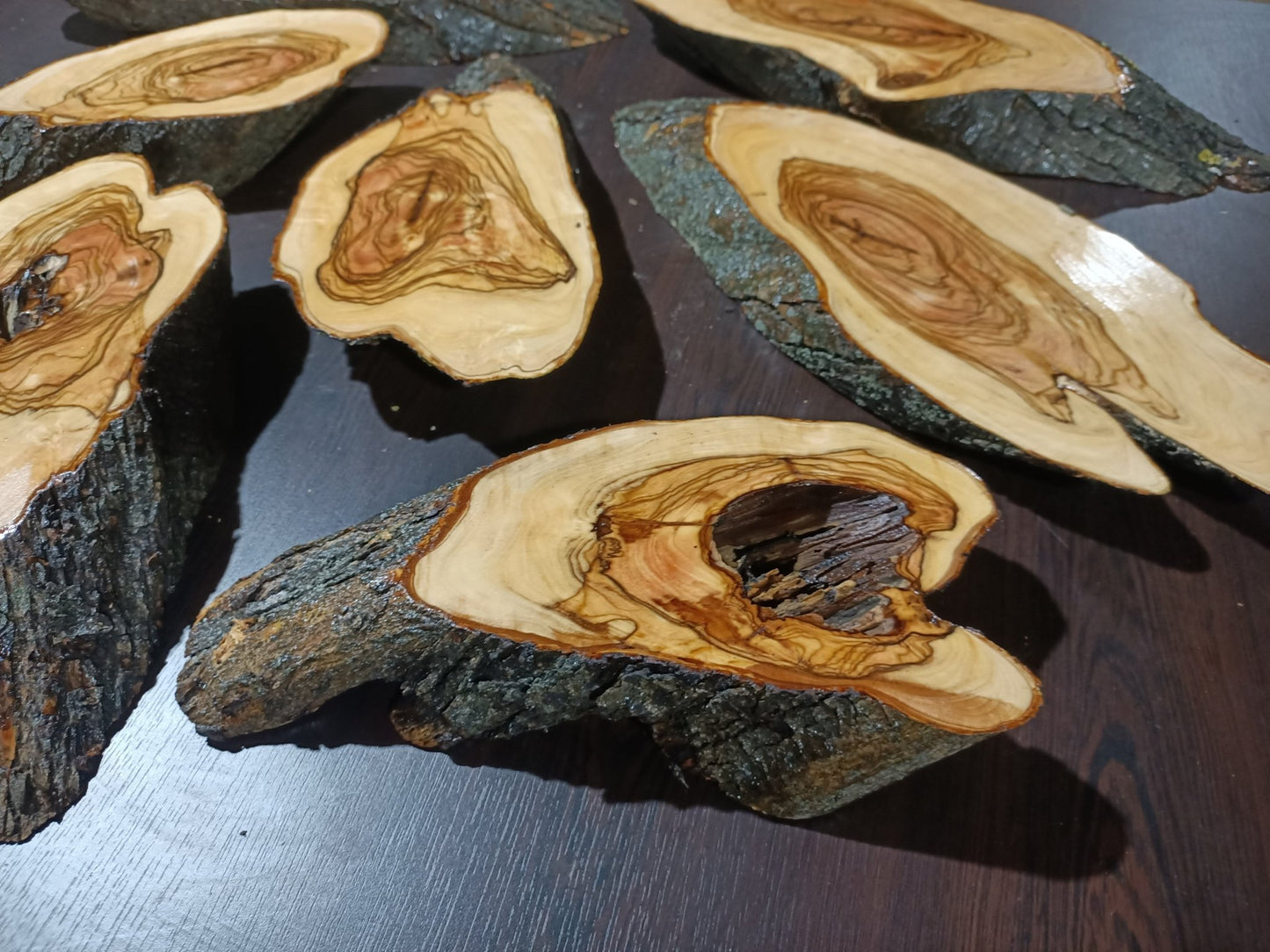 Varnished Olive Branches 8Pcs