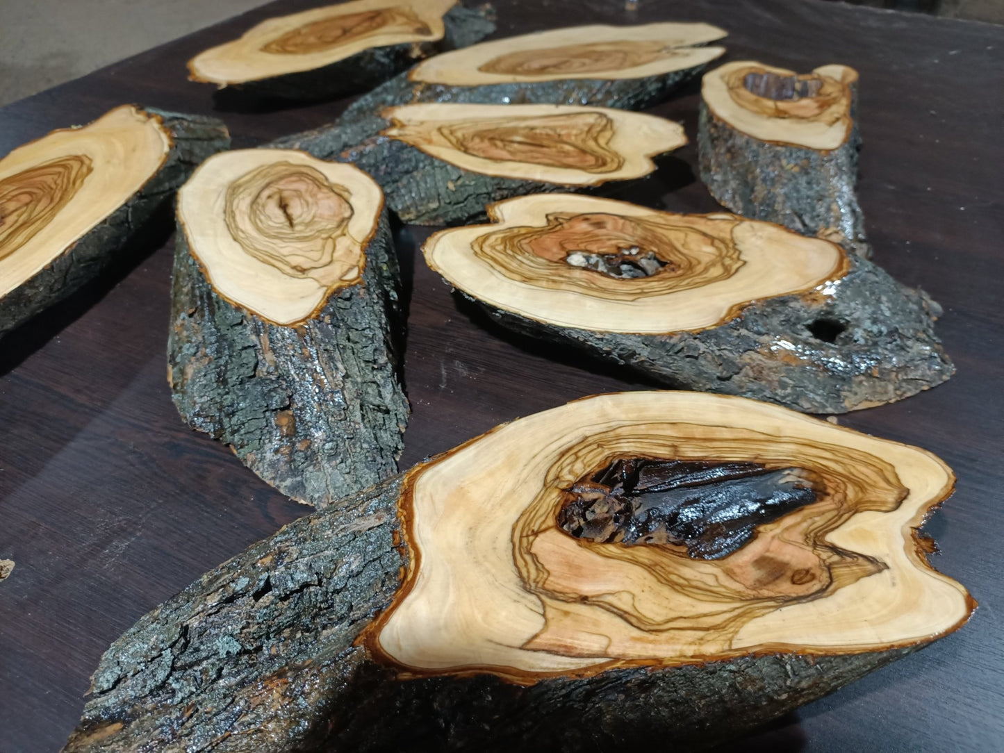 Varnished Olive Branches 8Pcs