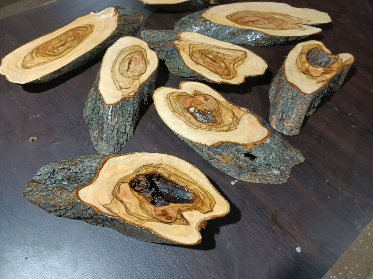 Varnished Olive Branches 8Pcs