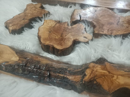 Olive Wood River Table Set 6 pieces 60cm