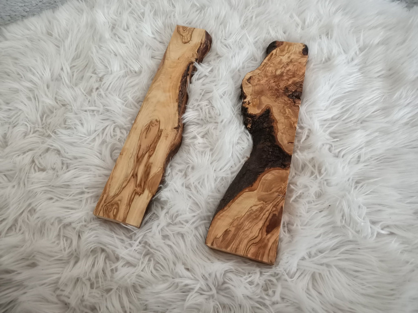 Varnished Olive Wood Slabs for Cutting Board 40cm