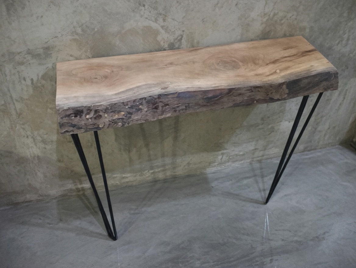 Live Edge Walnut Entryway Table 40cm - 60cm - 80cm